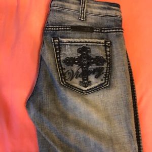 Cowgirl Tuff victory jeans